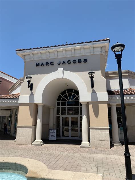 marc jacobs outlet orlando fl.